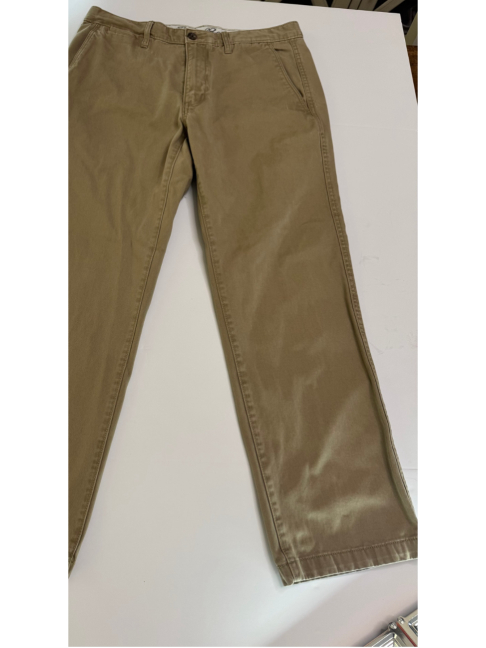 Men's Eddie Bauer Chino Pants Waist 33x30 Beige Classic Fit